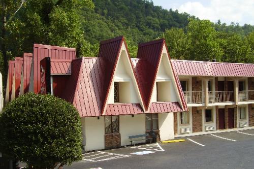 Red Roof Inn Gatlinburg 002